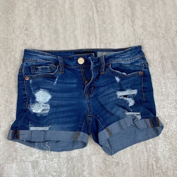 Aeropostale shorts medium washed destroyed denim - Picture 1 of 8